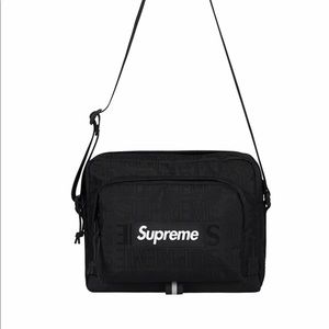 Supreme Shoulder bag
